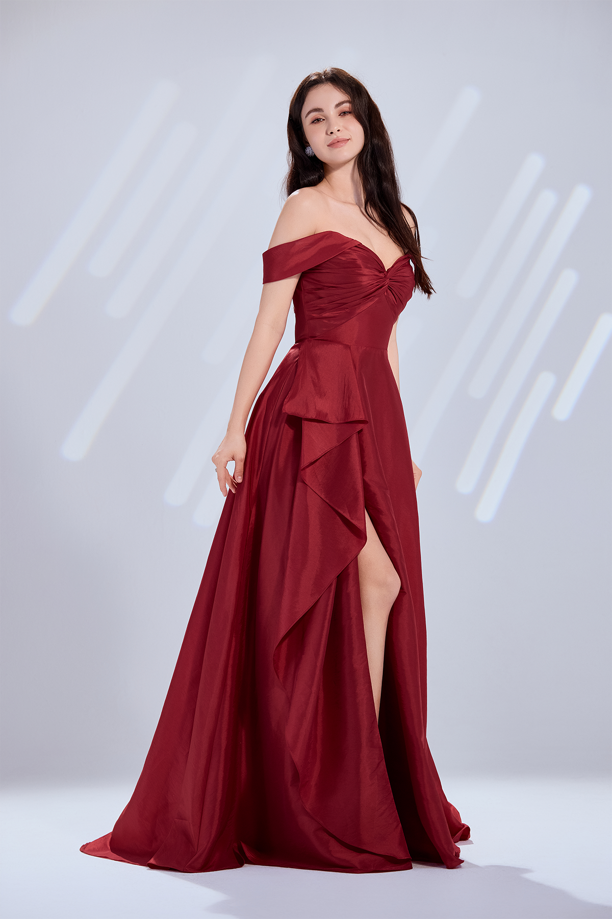 Off-Shoulder Satin Prom Dress with Sweetheart Neckline & Ruffle Accent – TFB6008