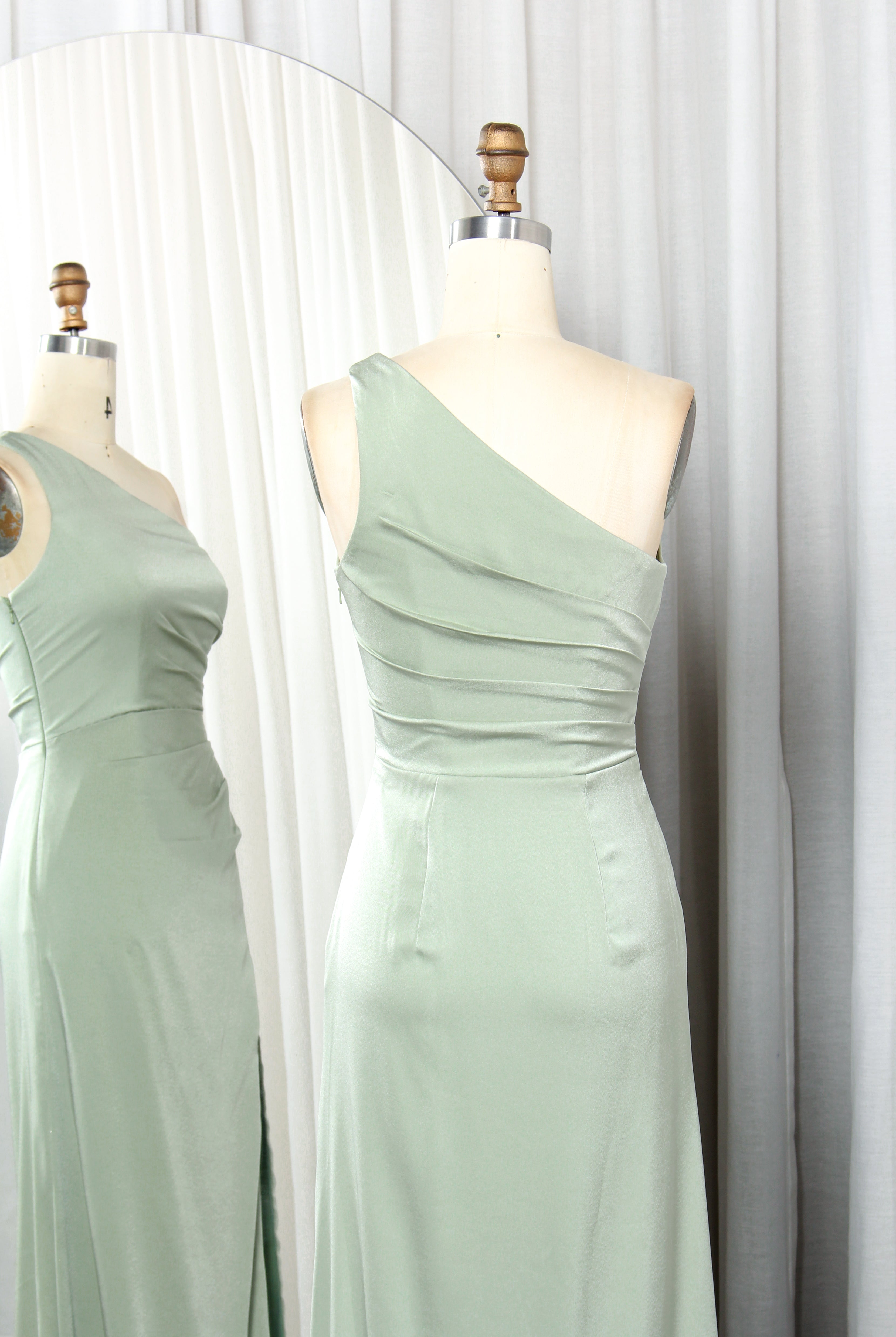 One-Shoulder Satin Prom Dress with Ruched Bodice & Side Slit – TFB6019