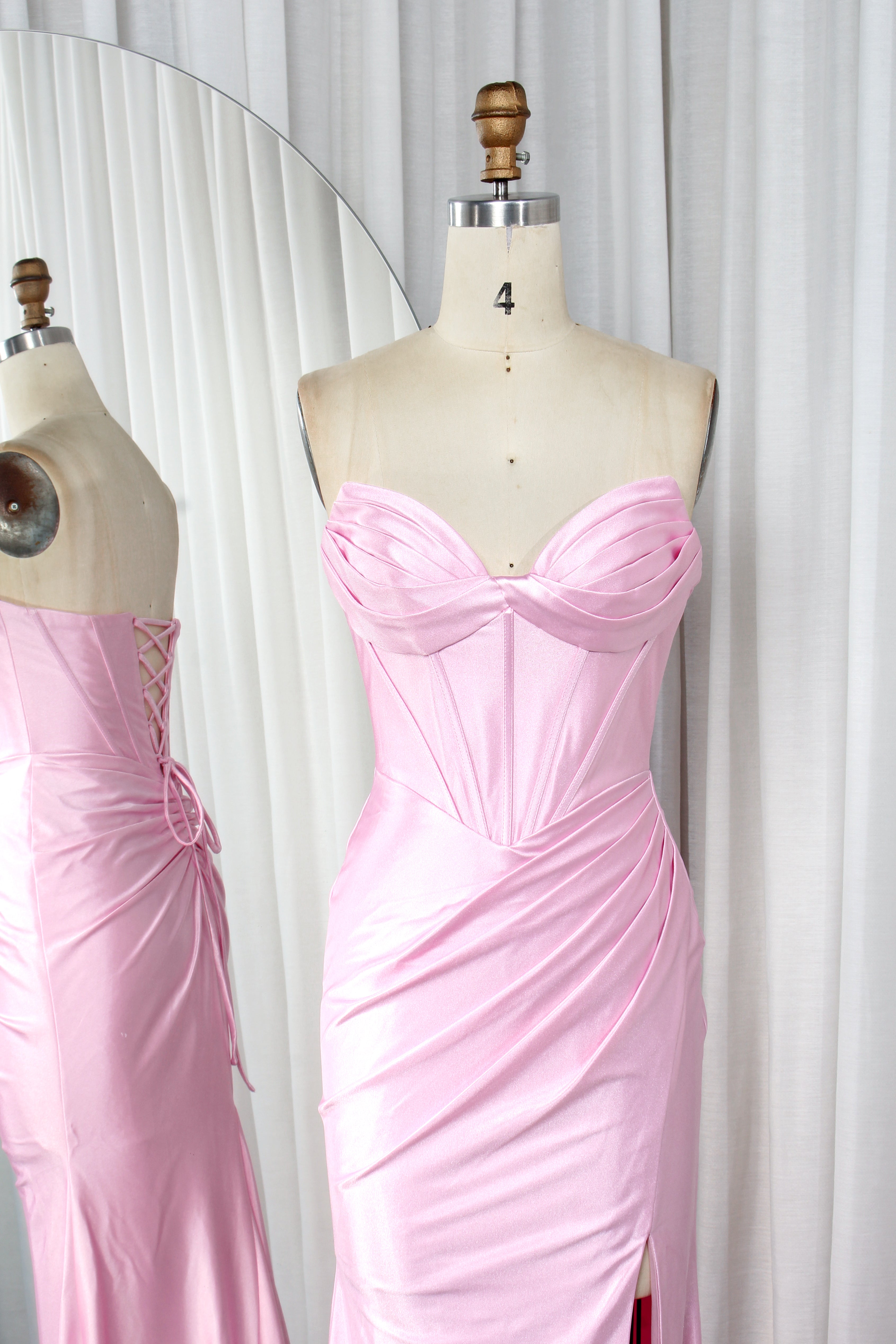 Satin Mermaid Prom Dress with Sweetheart Neckline