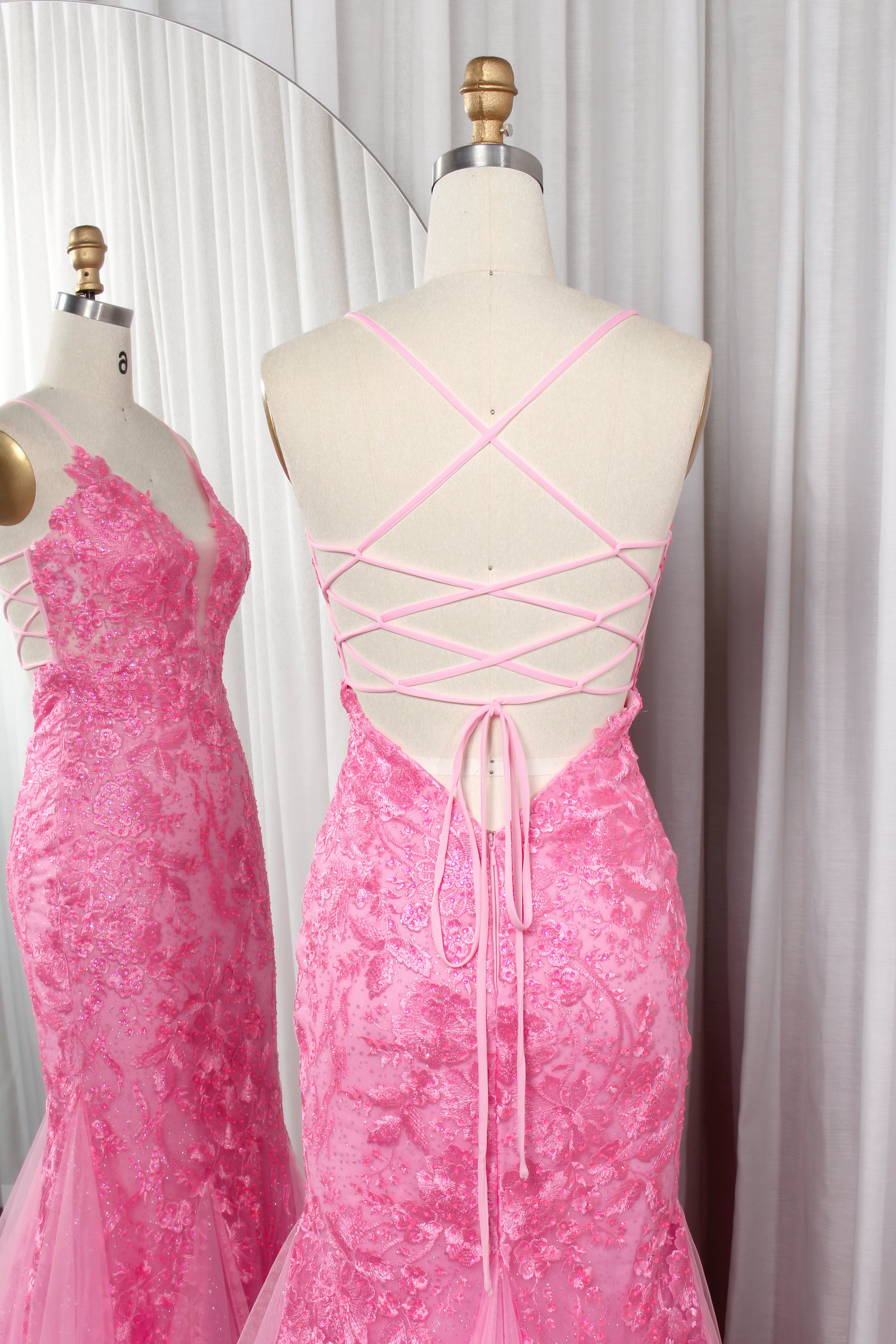 Elegant Tulle Mermaid Prom Dress with Spaghetti Straps Lace Bodice and Crisscross Back-TFB 8022