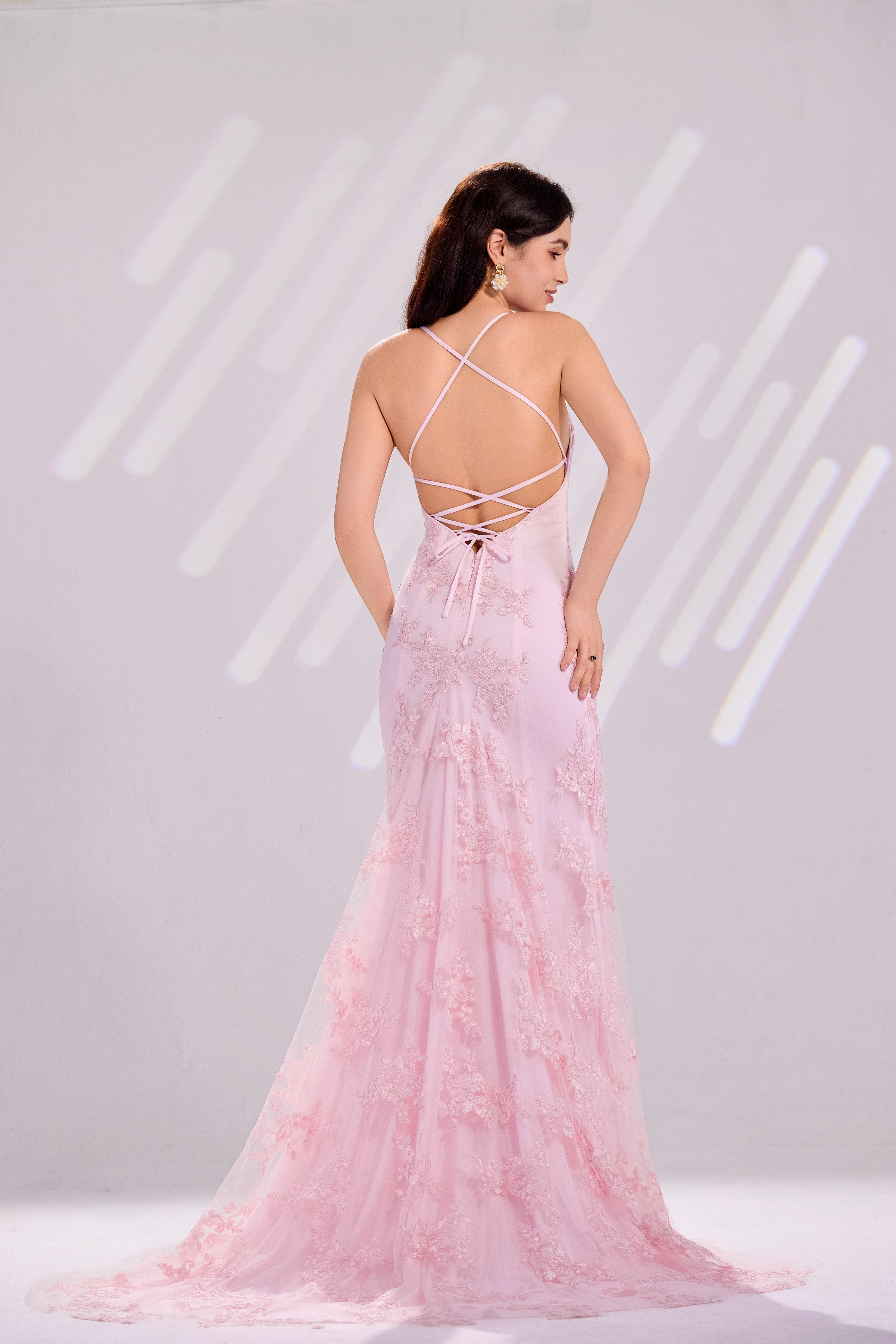 Mermaid Tulle Prom Dress with Lace Embroidery, Spaghetti Straps & Train – TFB6018