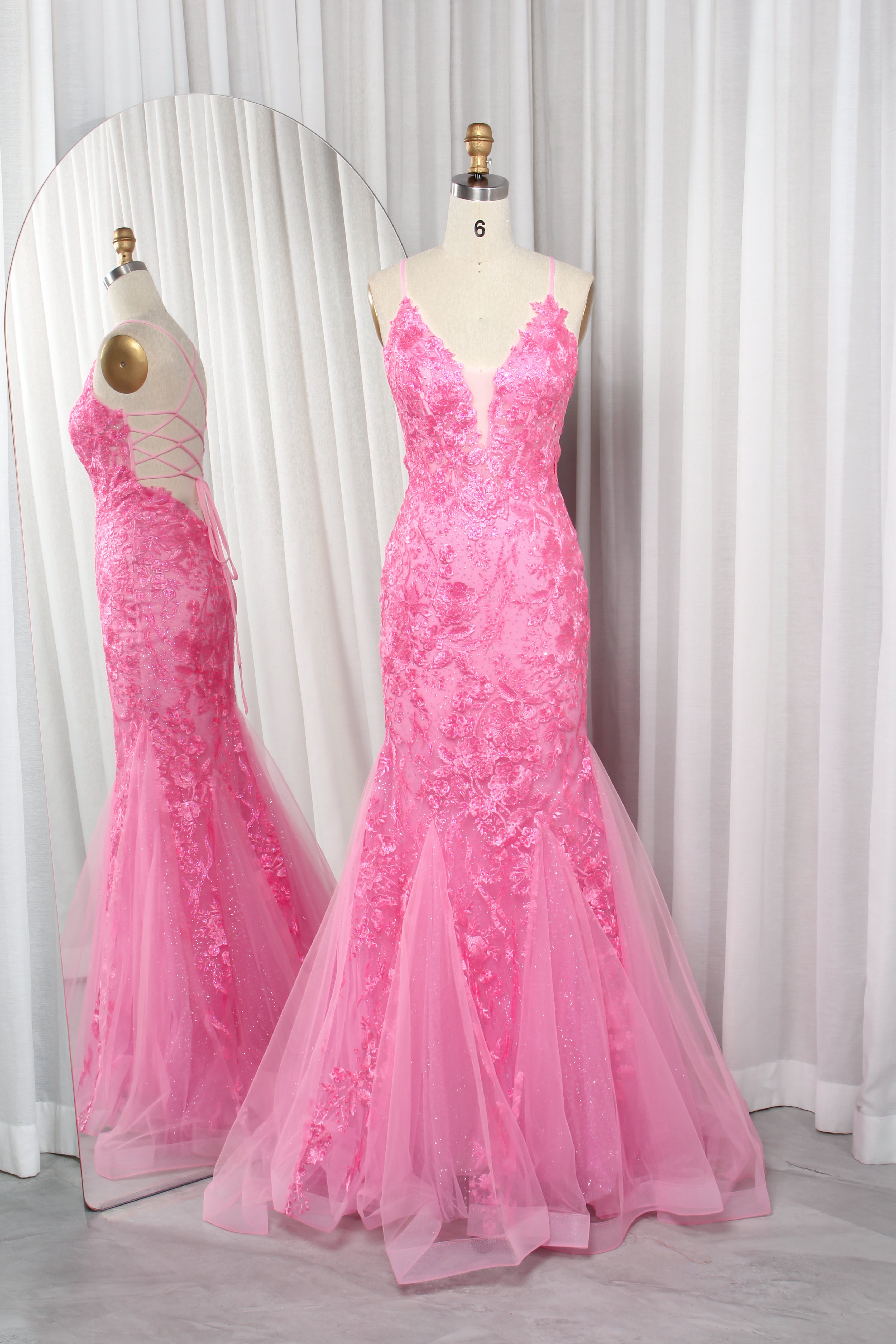 Elegant Tulle Mermaid Prom Dress with Spaghetti Straps Lace Bodice and Crisscross Back-TFB 8022